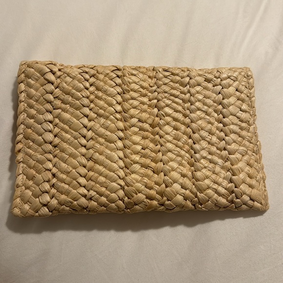 Straw clutch - Picture 2 of 2